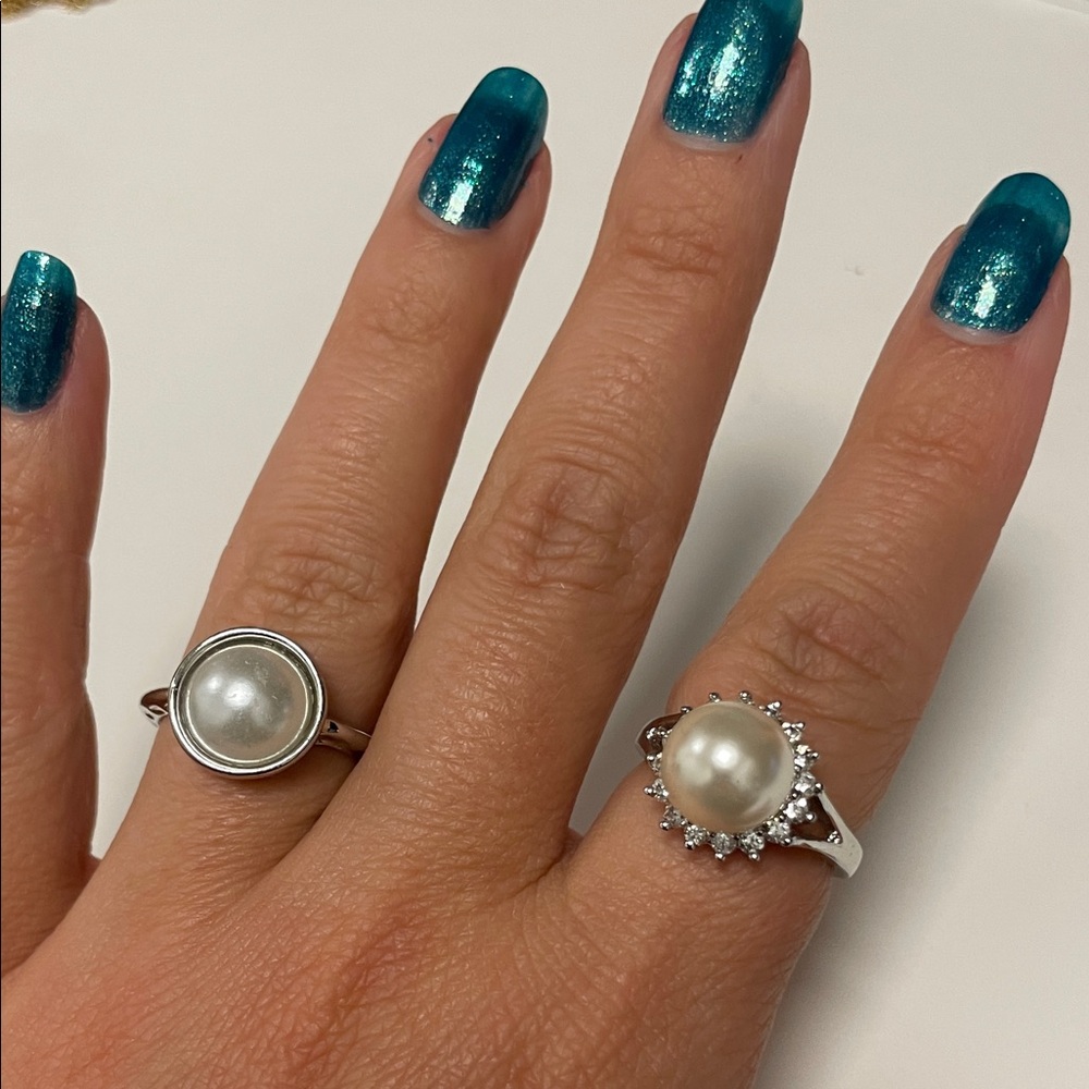 FREE Pearl and Silver Ring Set